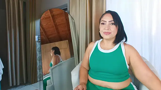 Madissononee online show from September 28, 7:30 pm