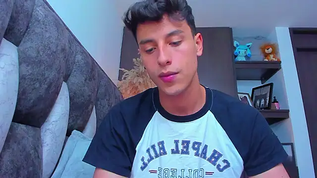 Snapshot of I_Gabriel chatting on December 4, 11:57 pm I Gabriel online show from December 4, 11:57 pm