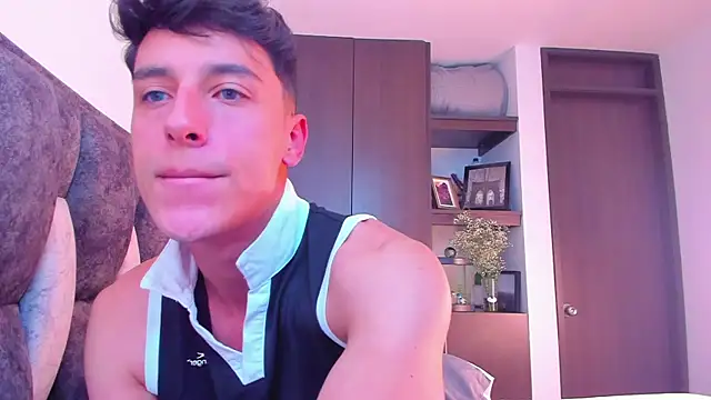 Snapshot of I_Gabriel chatting on December 11, 6:31 pm I Gabriel online show from December 11, 6:31 pm