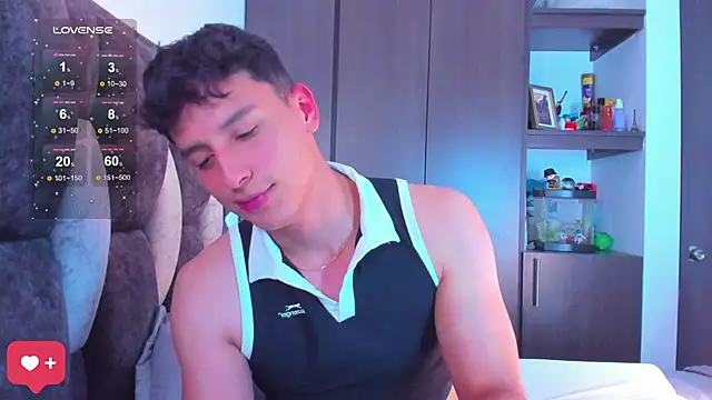 Snapshot of I_Gabriel chatting on October 4, 12:30 am I Gabriel online show from October 4, 12:30 am