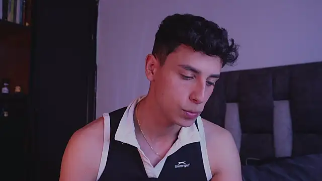 Snapshot of I_Gabriel chatting on December 3, 9:35 pm I Gabriel online show from December 3, 9:35 pm