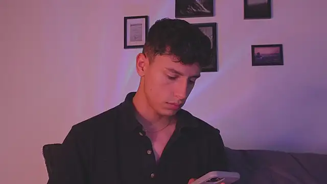 Snapshot of I_Gabriel chatting on January 14, 5:24 am I Gabriel online show from January 14, 5:24 am