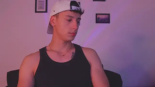 Snapshot of I_Gabriel chatting on January 15, 6:18 am I Gabriel online show from January 15, 6:18 am