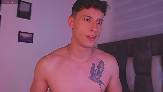 Snapshot of I_Gabriel chatting on February 27, 5:29 am I Gabriel online show from February 27, 5:29 am