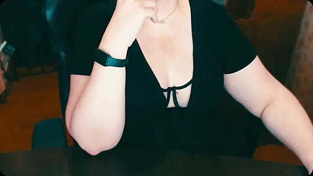 AlisaHot55 online show from December 4, 11:30 am