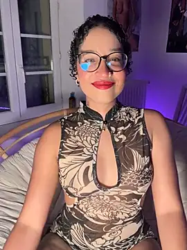 Snapshot of Lauyako chatting on July 6, 7:05 pm Lauyako online show from July 6, 7:05 pm