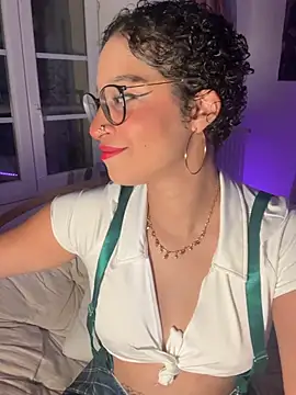 Snapshot of Lauyako chatting on July 16, 8:26 pm Lauyako online show from July 16, 8:26 pm