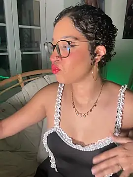 Snapshot of Lauyako chatting on July 26, 6:15 pm Lauyako online show from July 26, 6:15 pm