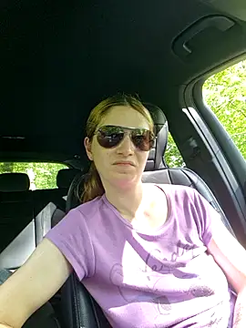 Snapshot of Geile-Luna chatting on May 23, 2:43 pm Geile-Luna online show from May 23, 2:43 pm