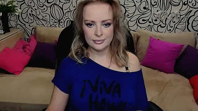 Snapshot of Hotdreamhere chatting on May 13, 4:43 am Hotdreamhere online show from May 13, 4:43 am