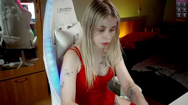 ho1yho1e online show from January 7, 8:44 pm