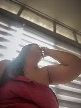 Snapshot of Lia_sexx chatting on March 20, 6:20 pm Lia sexx online show from March 20, 6:20 pm