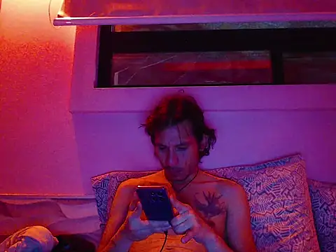 Latinopervs online show from March 3, 4:18 am