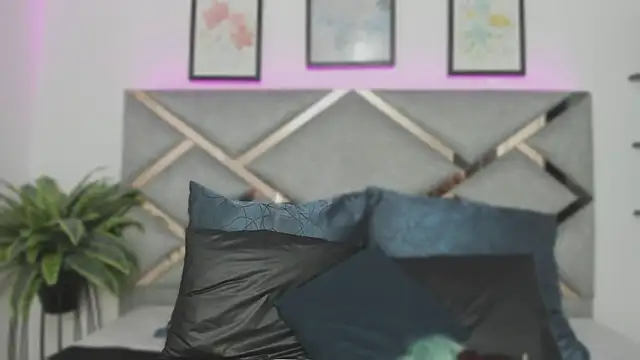 Keidy rose online show from December 15, 7:07 pm