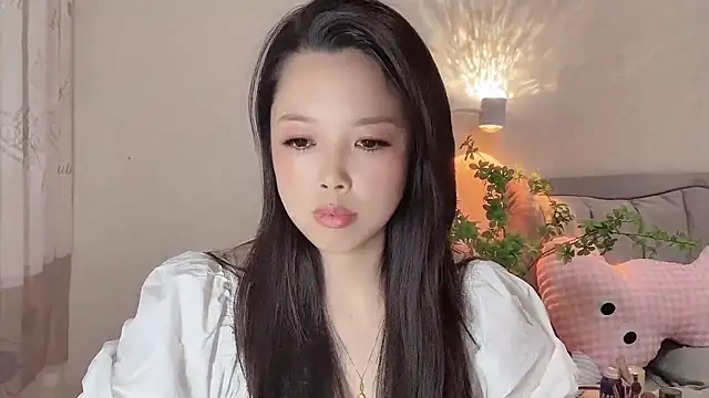 Snapshot of kk_lele chatting on May 11, 4:04 pm kk lele online show from May 11, 4:04 pm