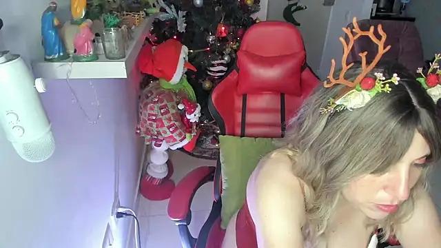 Snapshot of valery_adams1 chatting on December 26, 4:21 am valery adams1 online show from December 26, 4:21 am