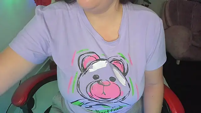 Snapshot of valery_adams1 chatting on January 5, 4:14 am valery adams1 online show from January 5, 4:14 am