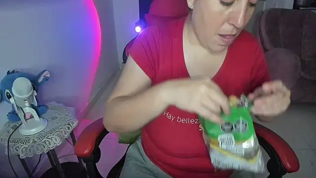 Snapshot of valery_adams1 chatting on January 18, 4:15 am valery adams1 online show from January 18, 4:15 am