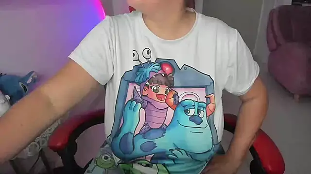 Snapshot of valery_adams1 chatting on January 27, 7:24 am valery adams1 online show from January 27, 7:24 am