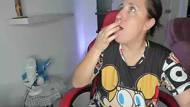 Snapshot of valery_adams1 chatting on February 6, 3:37 am valery adams1 online show from February 6, 3:37 am