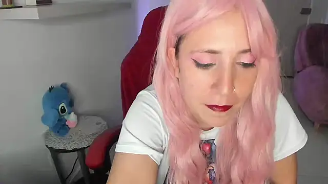 Snapshot of valery_adams1 chatting on February 11, 4:55 am valery adams1 online show from February 11, 4:55 am