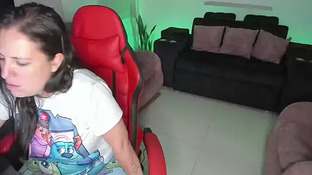 Snapshot of valery_adams1 chatting on February 22, 5:34 am valery adams1 online show from February 22, 5:34 am