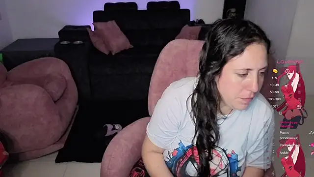 Snapshot of valery_adams1 chatting on September 10, 4:01 am valery adams1 online show from September 10, 4:01 am