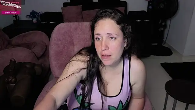 Snapshot of valery_adams1 chatting on October 6, 4:32 am valery adams1 online show from October 6, 4:32 am