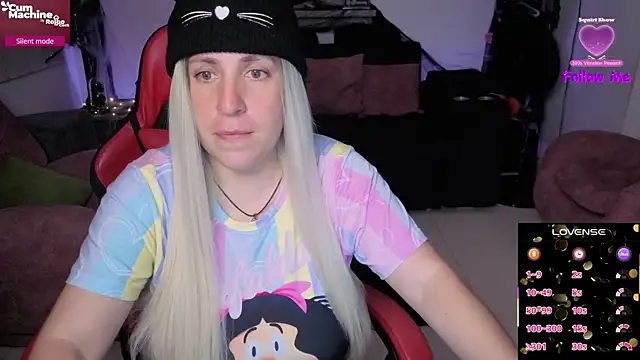 Snapshot of valery_adams1 chatting on October 16, 4:24 am valery adams1 online show from October 16, 4:24 am