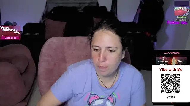 Snapshot of valery_adams1 chatting on October 30, 4:03 am valery adams1 online show from October 30, 4:03 am