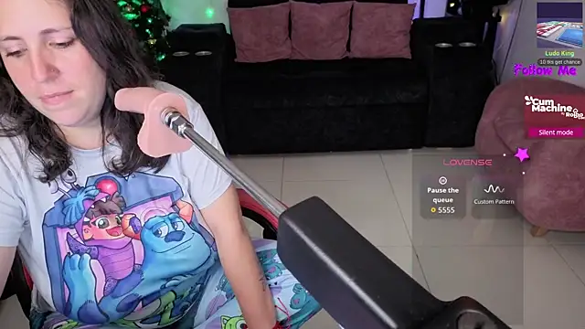 Snapshot of valery_adams1 chatting on November 25, 3:50 am valery adams1 online show from November 25, 3:50 am