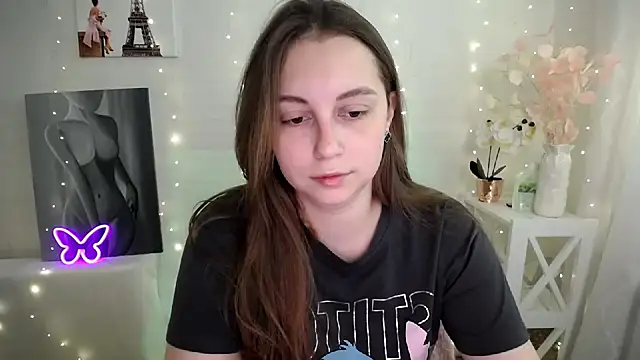 Snapshot of SweetPrincess_ chatting on May 6, 5:35 am SweetPrincess online show from May 6, 5:35 am