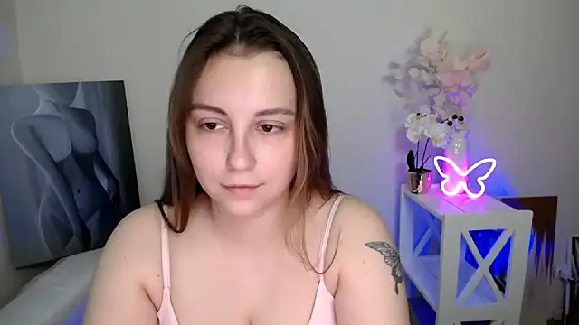 Snapshot of SweetPrincess_ chatting on May 11, 5:35 am SweetPrincess online show from May 11, 5:35 am
