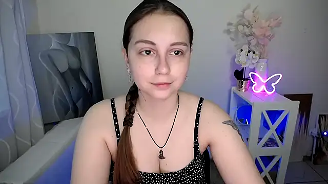 Snapshot of SweetPrincess_ chatting on May 22, 5:36 am SweetPrincess online show from May 22, 5:36 am