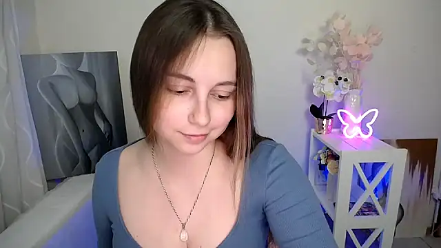 Snapshot of SweetPrincess_ chatting on June 5, 6:52 am SweetPrincess online show from June 5, 6:52 am