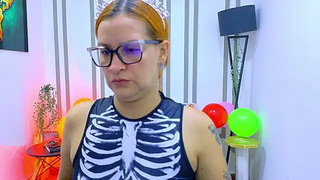 Snapshot of Britney_taylor_ chatting on November 10, 8:52 pm Britney taylor online show from November 10, 8:52 pm