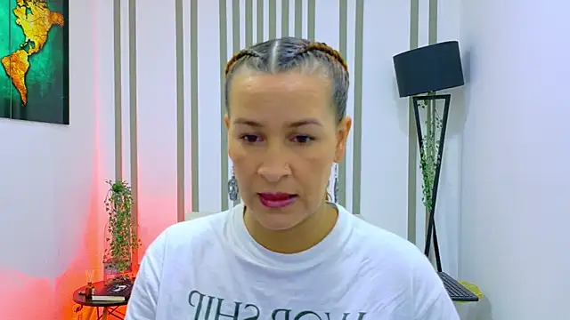 Snapshot of Britney_taylor_ chatting on November 20, 6:29 pm Britney taylor online show from November 20, 6:29 pm