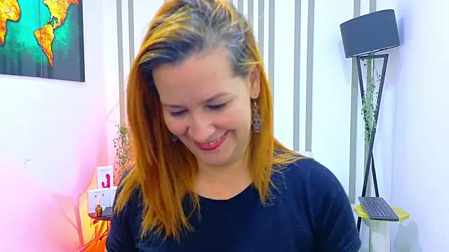 Snapshot of Britney_taylor_ chatting on December 13, 8:47 pm Britney taylor online show from December 13, 8:47 pm