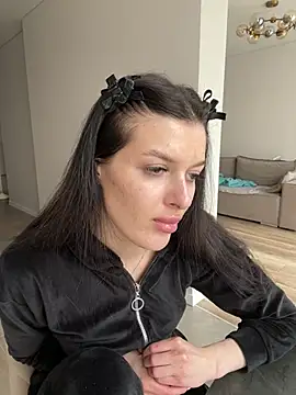 Snapshot of little_belucci chatting on May 29, 12:14 pm little belucci online show from May 29, 12:14 pm