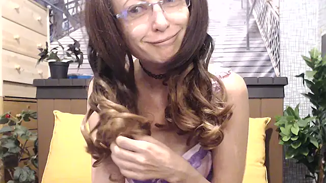 lilianleight online show from May 6, 2:51 am