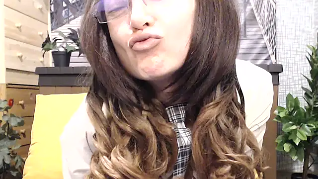 Snapshot of lilianleight chatting on July 3, 5:19 pm lilianleight online show from July 3, 5:19 pm