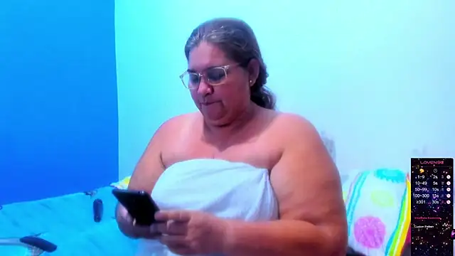 Snapshot of BBW_Michelle chatting on January 17, 5:53 am BBW Michelle online show from January 17, 5:53 am