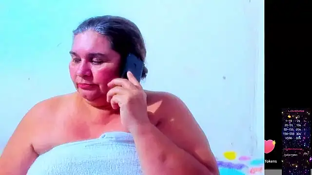 Snapshot of BBW_Michelle chatting on September 18, 3:19 am BBW Michelle online show from September 18, 3:19 am