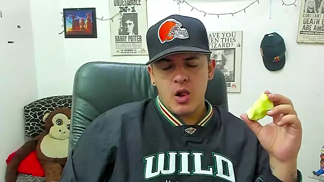 ney 22 online show from March 15, 11:28 pm