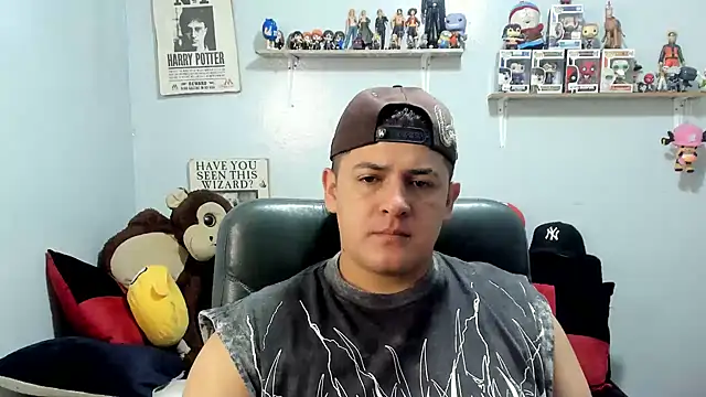 ney 22 online show from May 2, 9:42 pm