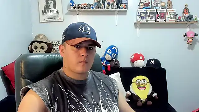 Snapshot of ney_22 chatting on May 4, 3:02 am ney 22 online show from May 4, 3:02 am