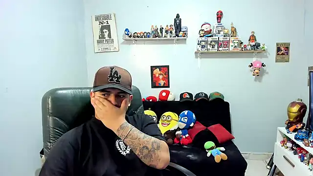 Snapshot of ney_22 chatting on June 7, 8:56 pm ney 22 online show from June 7, 8:56 pm