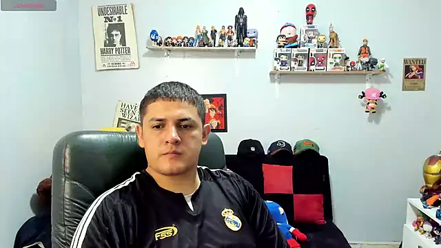 Snapshot of ney_22 chatting on June 11, 5:05 am ney 22 online show from June 11, 5:05 am