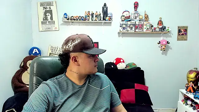 Snapshot of ney_22 chatting on June 21, 4:20 pm ney 22 online show from June 21, 4:20 pm