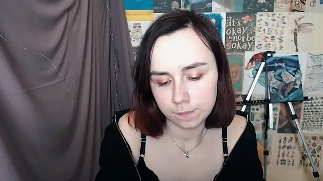 VeryVeryVeryShy  online show from January 24, 9:39 am